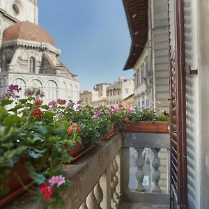 Di Piazza Del Duomo 2*, Φλωρεντία Ιταλία